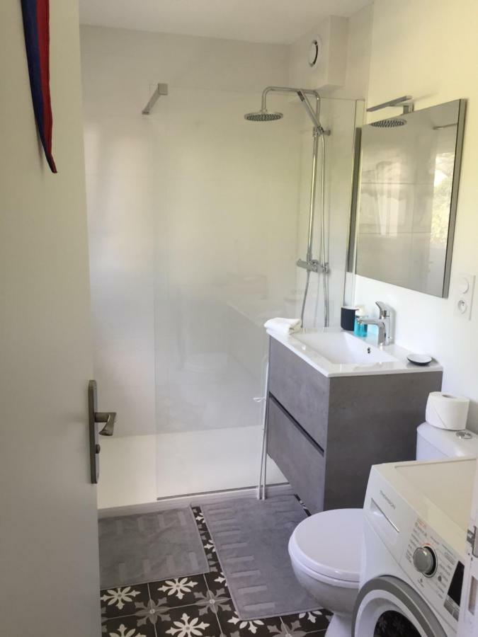 Appartement Corniche I 40 M2 - 40 M De L'eau ! Au Calme